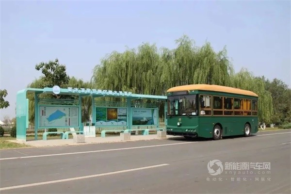 格力钛新能源仿古铛铛车
