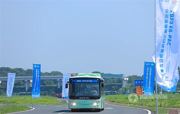 实力夺魁!安凯客车