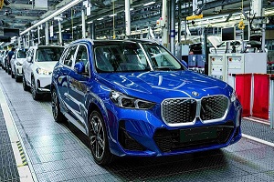 匠心熔铸高品质绿色驾趣，创新纯电动BMW iX1批量投产