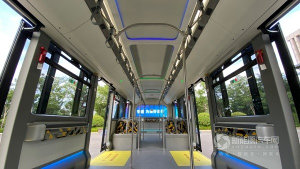宇通机场摆渡车