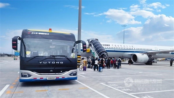 宇通机场摆渡车