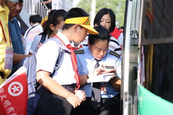 福田欧辉新能源客车