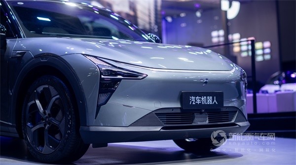 极越01