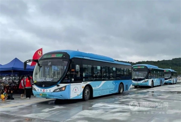 格力钛海豚新能源公交车