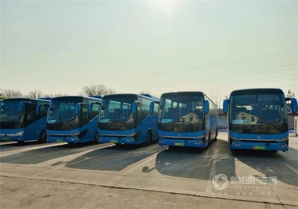 金龙新能源“长城巴士”直通车
