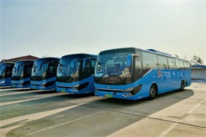 金龙新能源“长城巴士”直通车助力景区保障游客春节美好出游