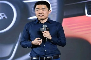 理想汽车CEO李想:苹果放弃造车聚焦AI是绝对正确的战略选择