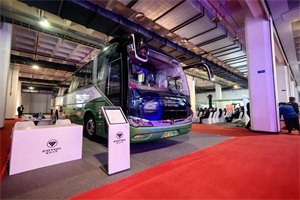 以“氢”赋能，福田欧辉BJ6126氢燃料客车亮相中国国际氢能产业展览会
