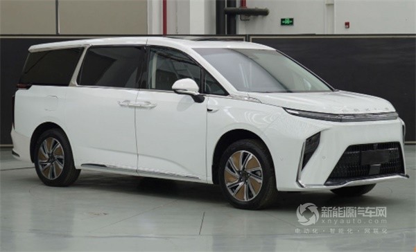 上汽大通大家9 PHEV