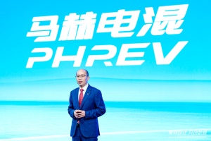 新产品与前瞻科技全面发力 东风汽车2024北京车展大放异彩