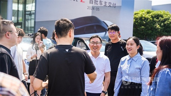 哪吒汽车