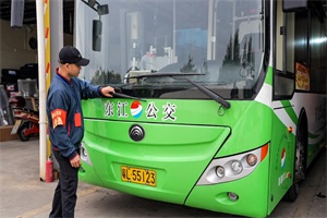 批量破90万公里!宇通客车助力中国新能源公交车再迎重大里程碑
