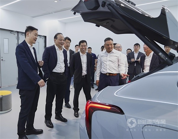 哪吒汽车
