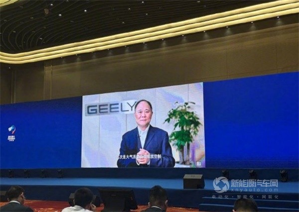 吉利控股集团董事长李书福