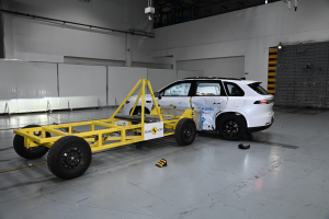 零跑C10再获欧洲Euro NCAP、澳洲ANCAP双五星安全认证！