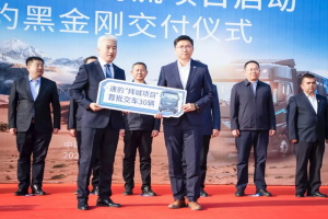 黑金批量交付!速豹与拜城政府携手打造零碳智慧物流