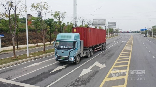 宇通新能源重卡