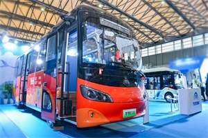 宇悦E10领衔!宇通新能源家族闪耀2024上海国际客车展