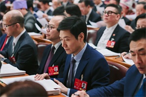 小米汽车董事长雷军：听完政府工作报告，我有三点感受
