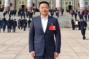 小鹏汽车董事长何小鹏两会建议：推动在停车场开展低速无人驾驶