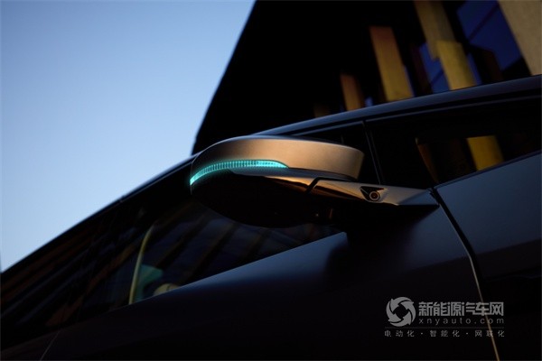 2025款小鹏X9