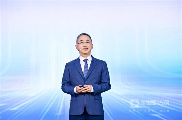 华为数字能源总裁侯金龙