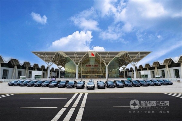 岚图汽车