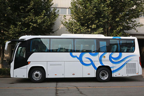 福田欧辉BJ6802EVUA-2客车（纯电动24-35座）