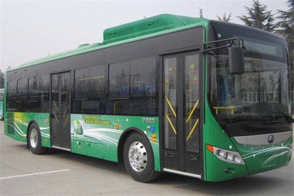 宇通ZK6105CHEVPG35插电式公交车（柴油/电混动国五10-39座）