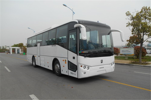 亚星YBL6117HBEV21客车（纯电动24-51座）