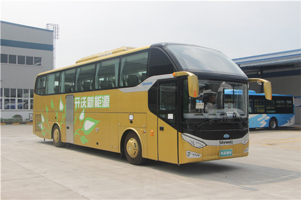 开沃NJL6125HEV客车（柴油/电混动国五24-52座）