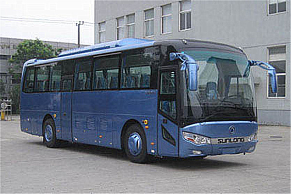 申龙SLK6118ULE0BEVS3公交车（纯电动10-51座）