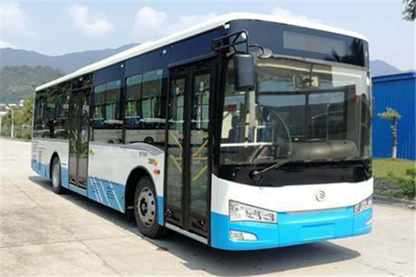 金旅XML6105JEVJ0C8公交车（纯电动20-40座）