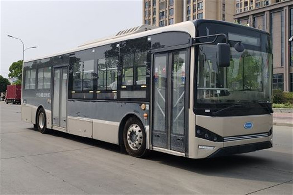 南京金龙NJL6106EV2公交车（纯电动19-37座）