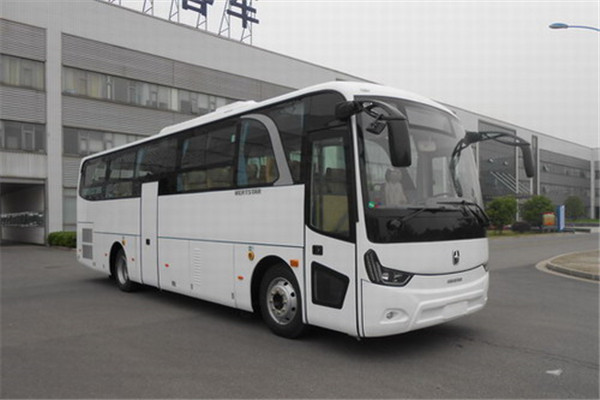 亚星YBL6101GHEV1插电式公交车（柴油/电混动国五24-46座）